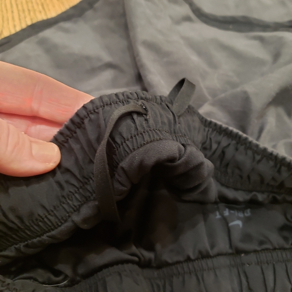 Nike Womens Dri Fit shorts - Picture 5 of 5